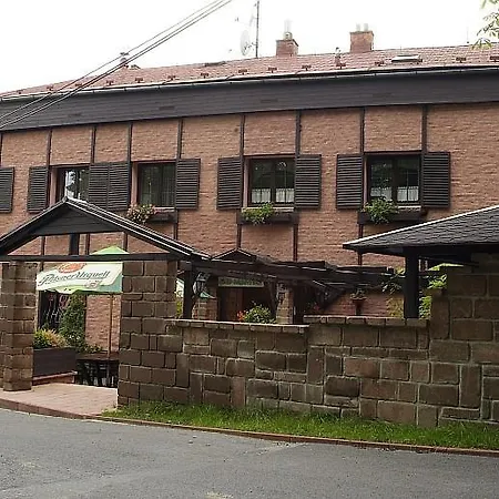 Penzion A Restaurace U Mámy